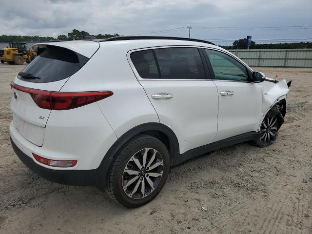  KIA SPORTAGE 2018 Белы