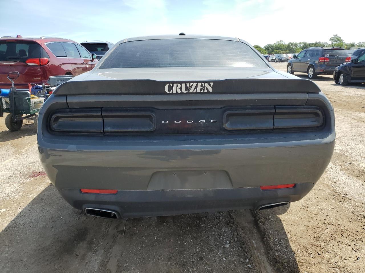 2018 Dodge Challenger Sxt VIN: 2C3CDZAG3JH118594 Lot: 69388805