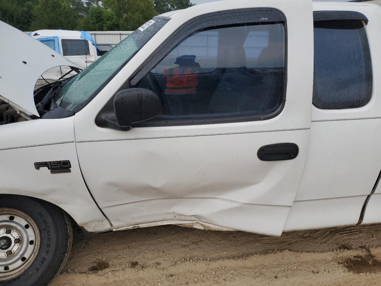 1999 Ford F150 VIN: 1FTRX17W1XNB31888 Lot: 70850325