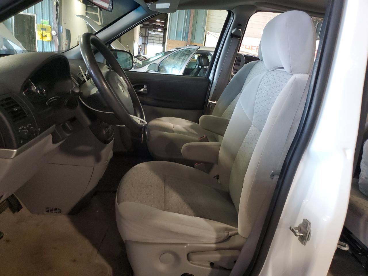 2007 Chevrolet Uplander Ls VIN: 1GNDV23117D179131 Lot: 68499905