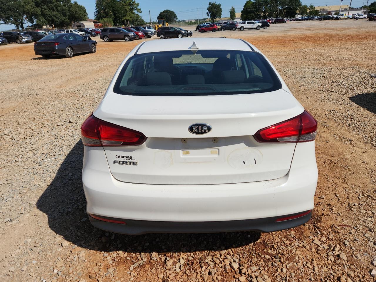 2017 Kia Forte Lx VIN: 3KPFK4A75HE039659 Lot: 70317805