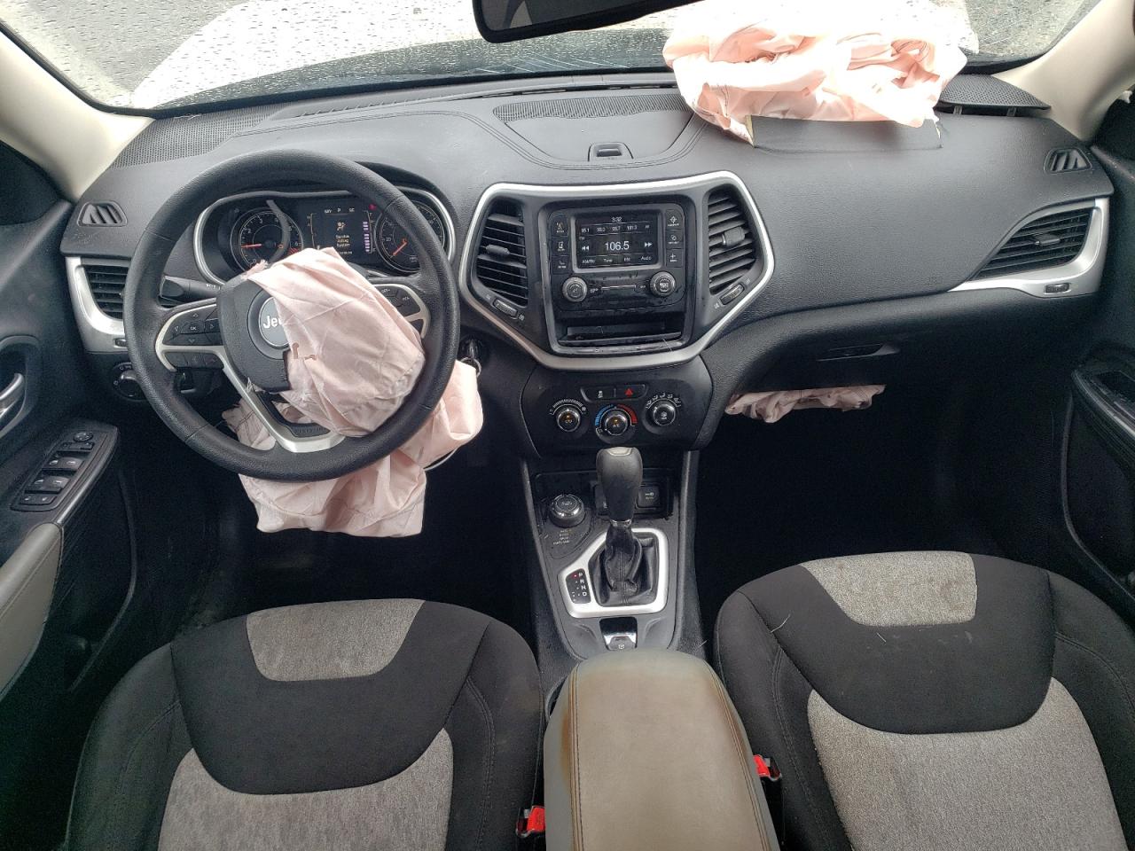 2014 Jeep Cherokee Sport VIN: 1C4PJMAB1EW272998 Lot: 68180945