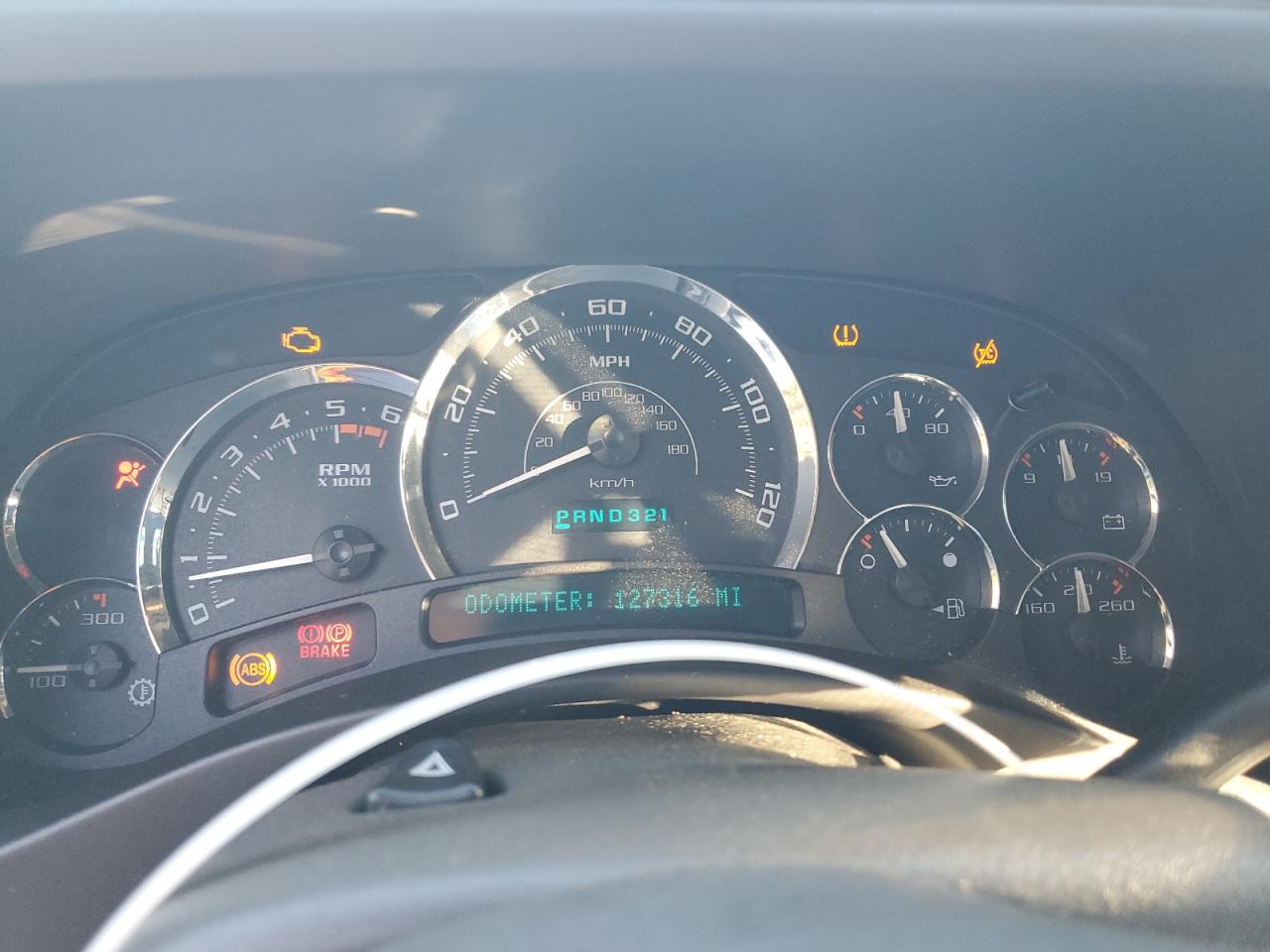 2005 Cadillac Escalade Esv VIN: 3GYFK66N05G198098 Lot: 70333505