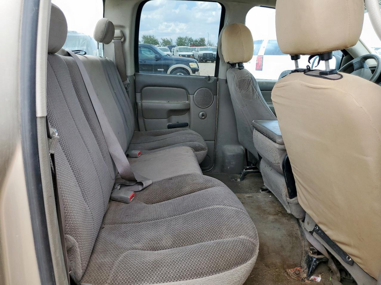 2004 Dodge Ram 1500 St VIN: 1D7HA18N14J218668 Lot: 70330655