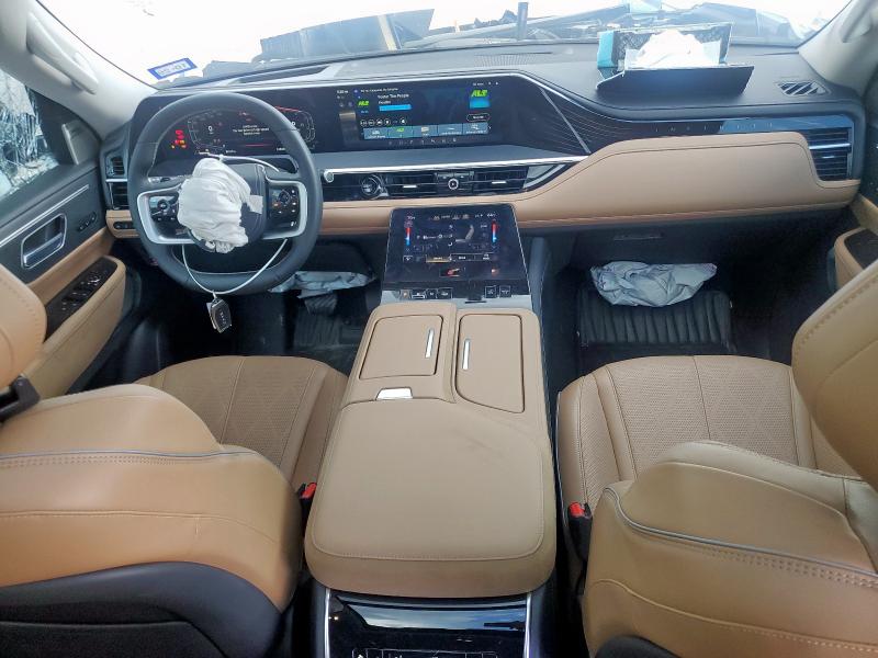  INFINITI QX80 SENSO 2025 Белы