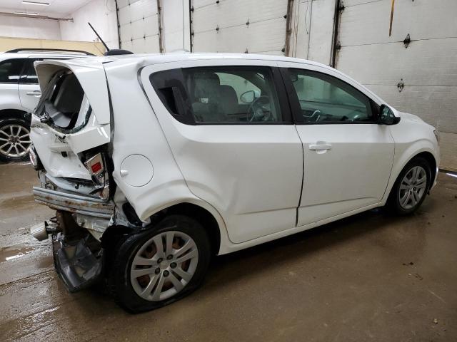  CHEVROLET SONIC 2018 Белы