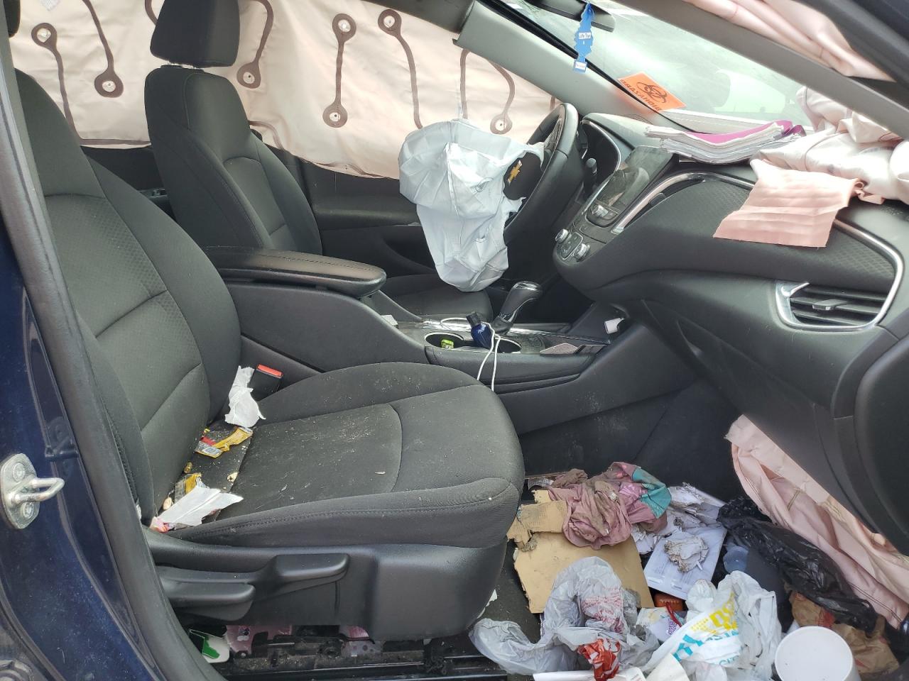 1G1ZE5STXGF245885 2016 Chevrolet Malibu Lt