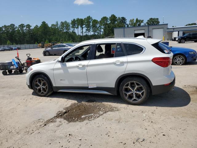  BMW X1 2016 Белы