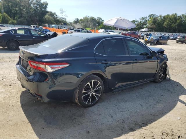 TOYOTA CAMRY 2018 Granatowy