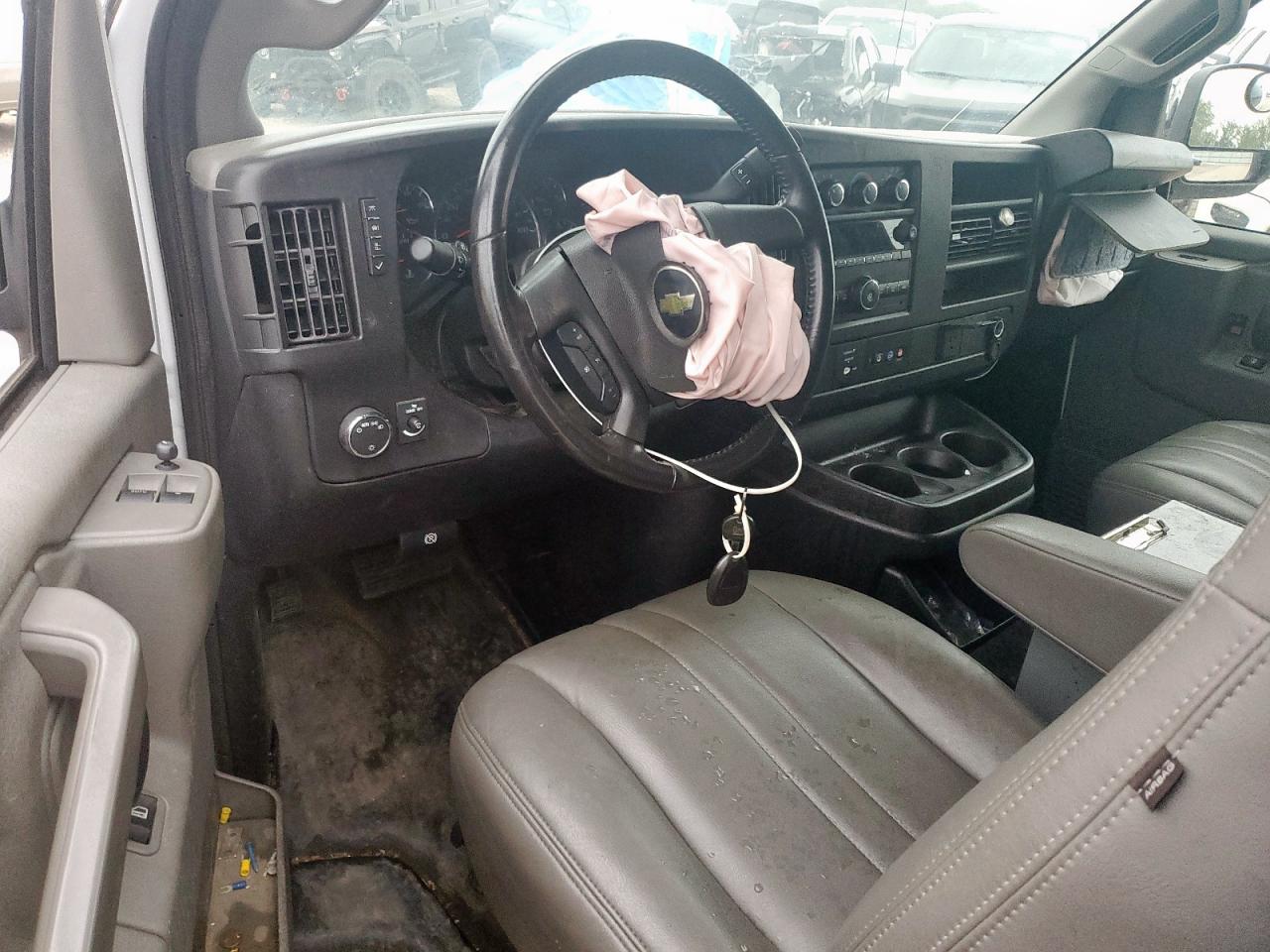 2023 Chevrolet Express G2500 VIN: 1GCWGAFP6P1230811 Lot: 70865765