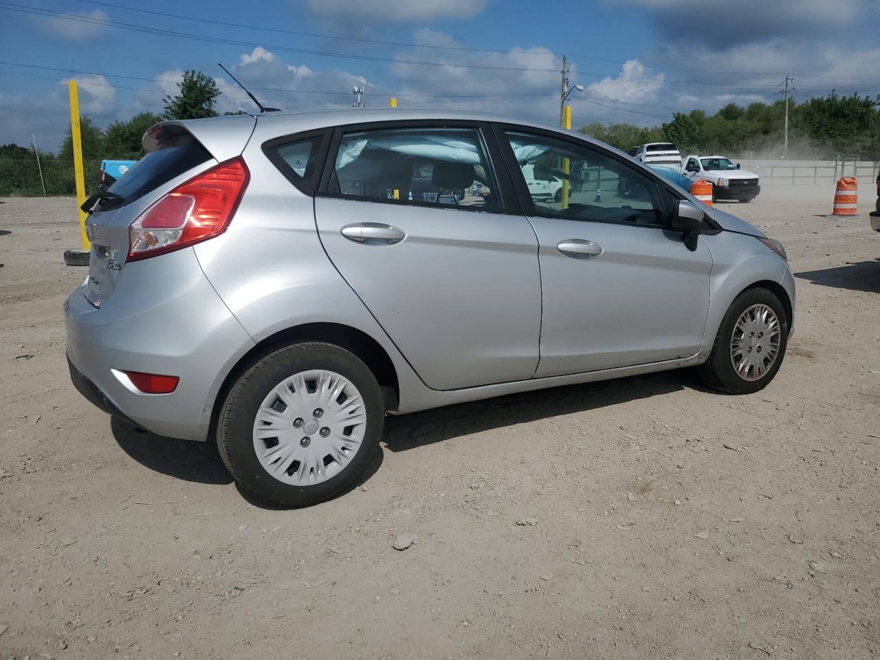 2016 Ford Fiesta S silver null gas 3FADP4TJ2GM169894 photo #4