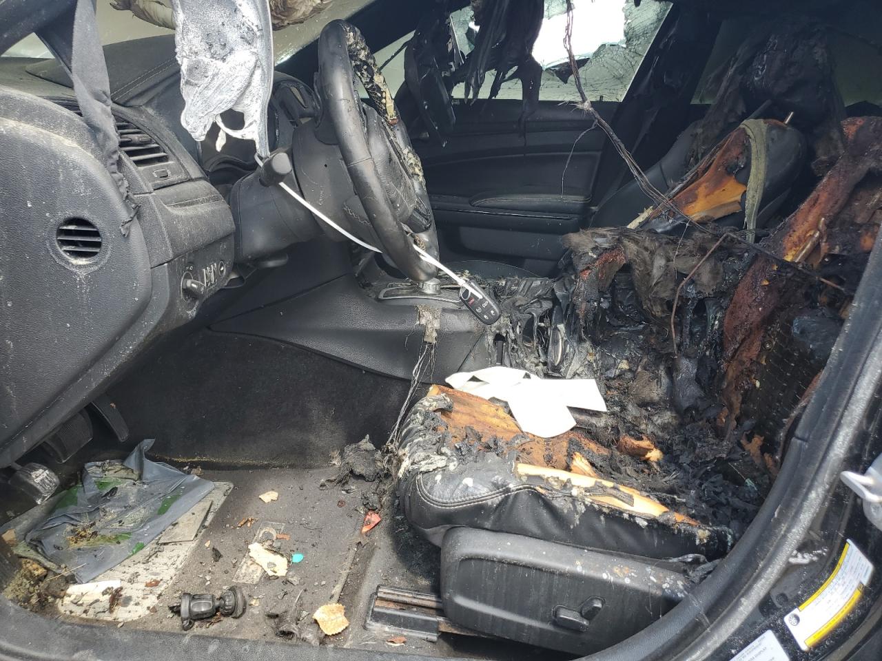 2015 Chrysler 300 S VIN: 2C3CCAGG1FH808654 Lot: 69940115