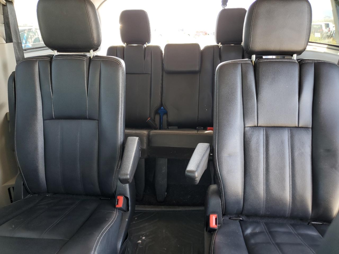 2014 Chrysler Town & Country Touring VIN: 2C4RC1BG6ER215233 Lot: 68457895