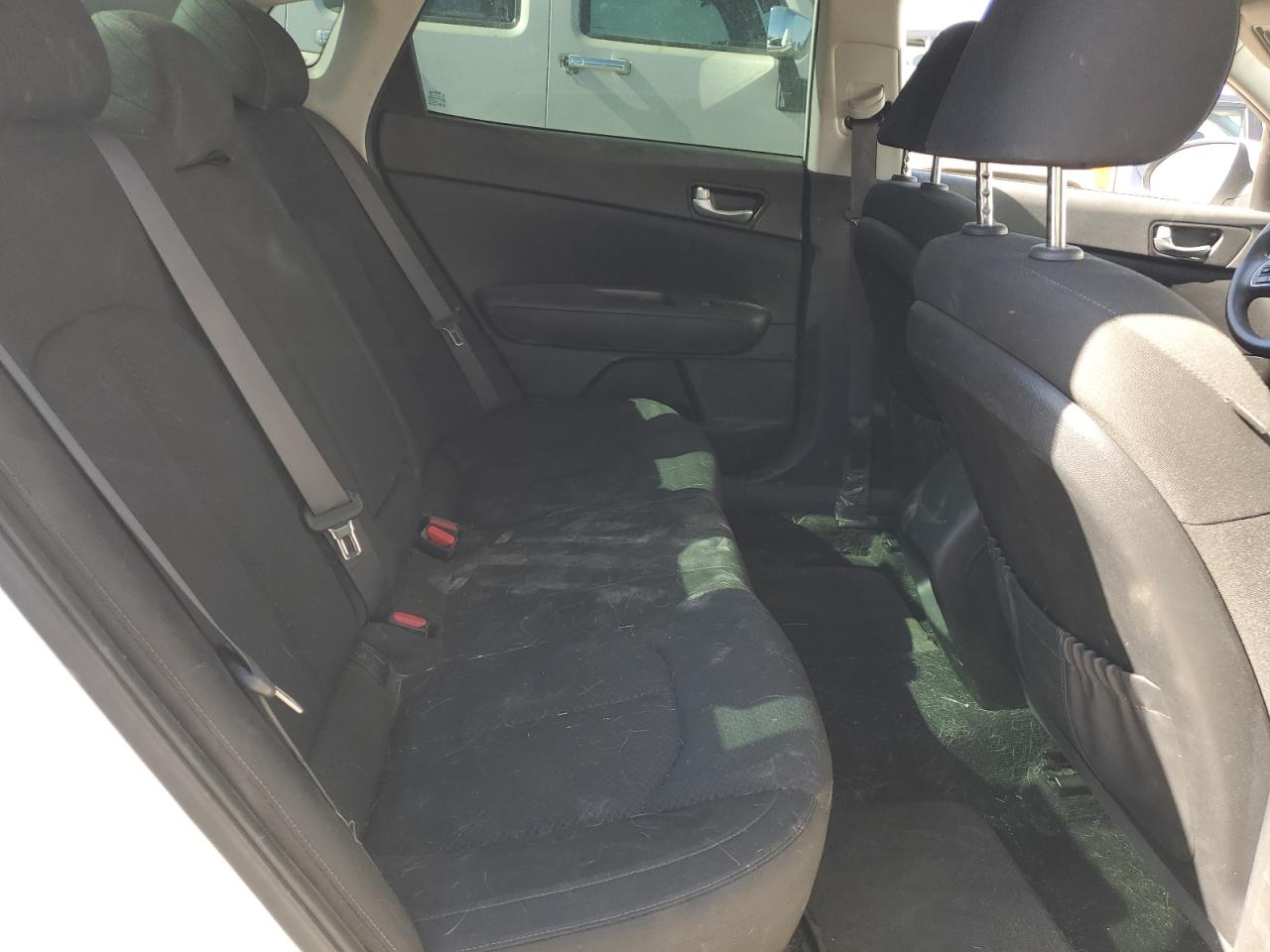 2017 Kia Optima Lx VIN: KNAGT4L39H5179167 Lot: 67770475