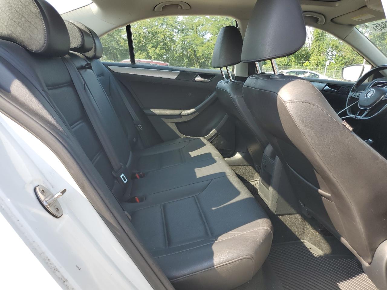 3VWDB7AJ3HM364429 2017 Volkswagen Jetta Se