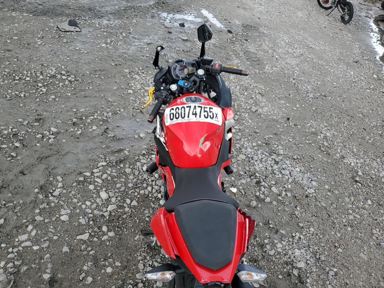 2021 Kawasaki Ex400 VIN: JKAEXKH18MDAD0011 Lot: 68074755