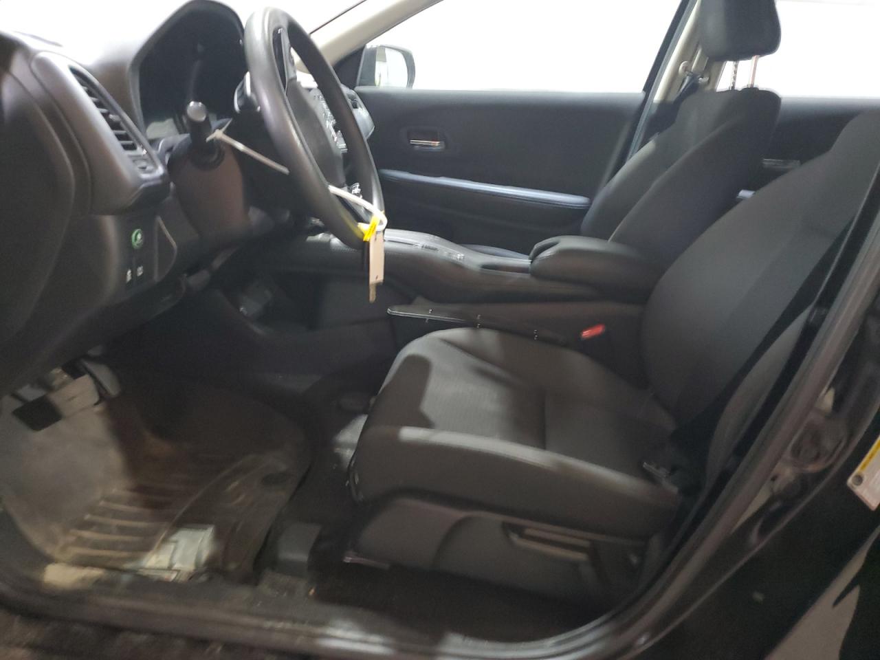 2021 Honda Hr-V Lx VIN: 3CZRU6H37MM747993 Lot: 69367745