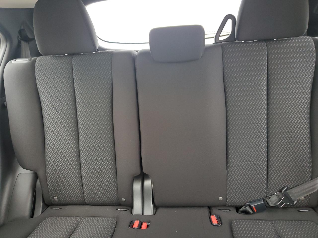 2024 Mitsubishi Eclipse Cross Es VIN: JA4ATUAA2RZ006735 Lot: 68901355