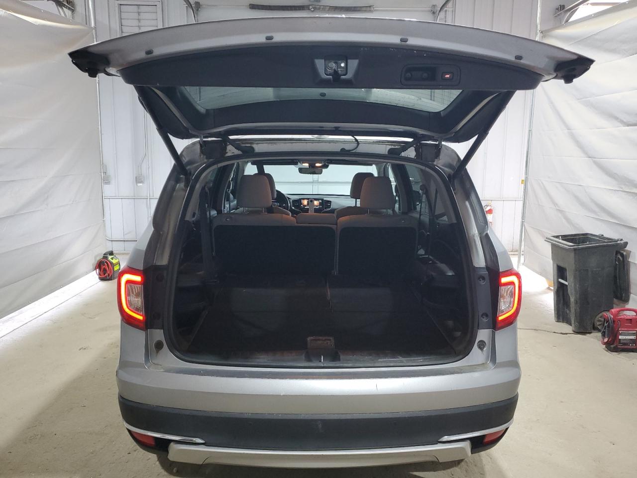 2019 Honda Pilot Touring VIN: 5FNYF6H96KB056486 Lot: 69197545