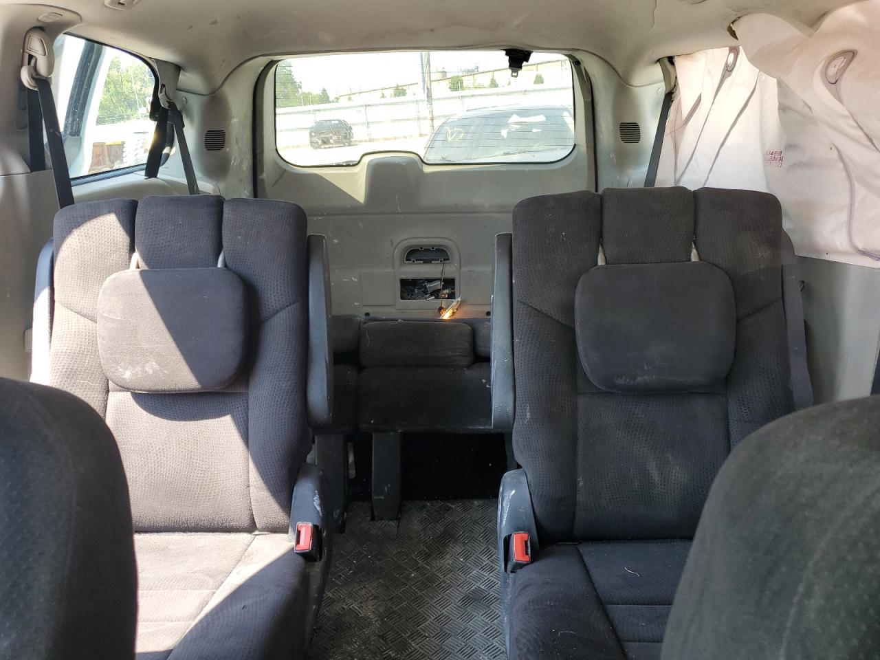 2015 Dodge Grand Caravan Se VIN: 2C4RDGBG4FR550184 Lot: 69291575