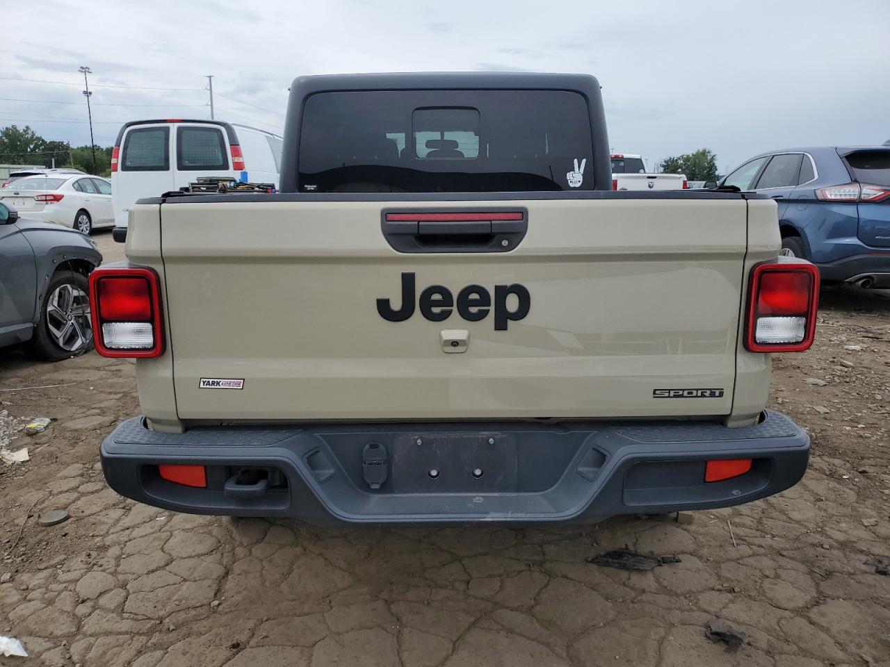 2020 Jeep Gladiator Sport VIN: 1C6HJTAG0LL211321 Lot: 70905415
