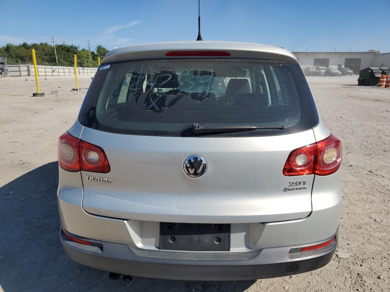 2011 Volkswagen Tiguan S VIN: WVGBV7AX9BW524239 Lot: 70093625