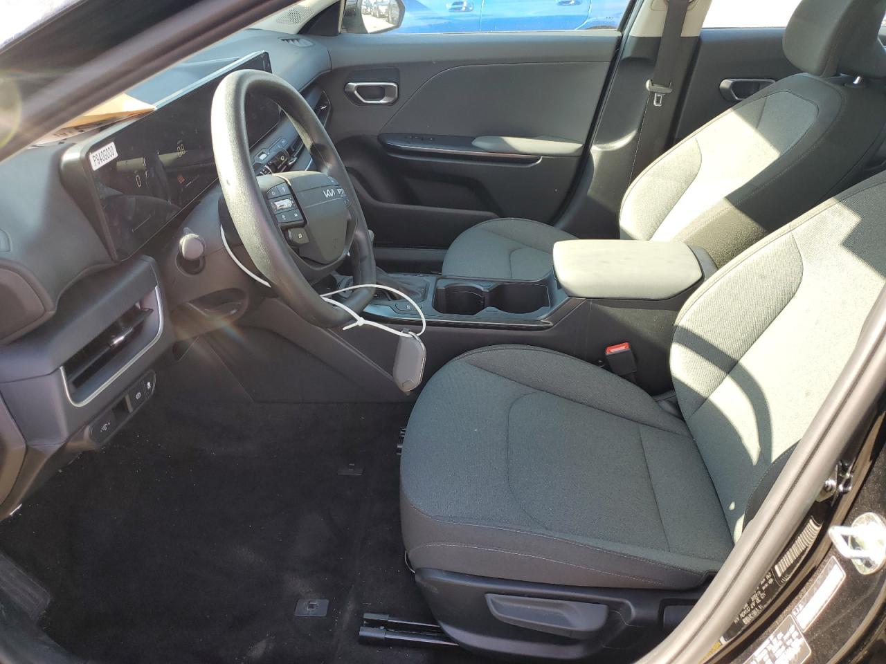 2025 Kia K4 Lx VIN: 3KPFT4DE8SE111226 Lot: 70633095