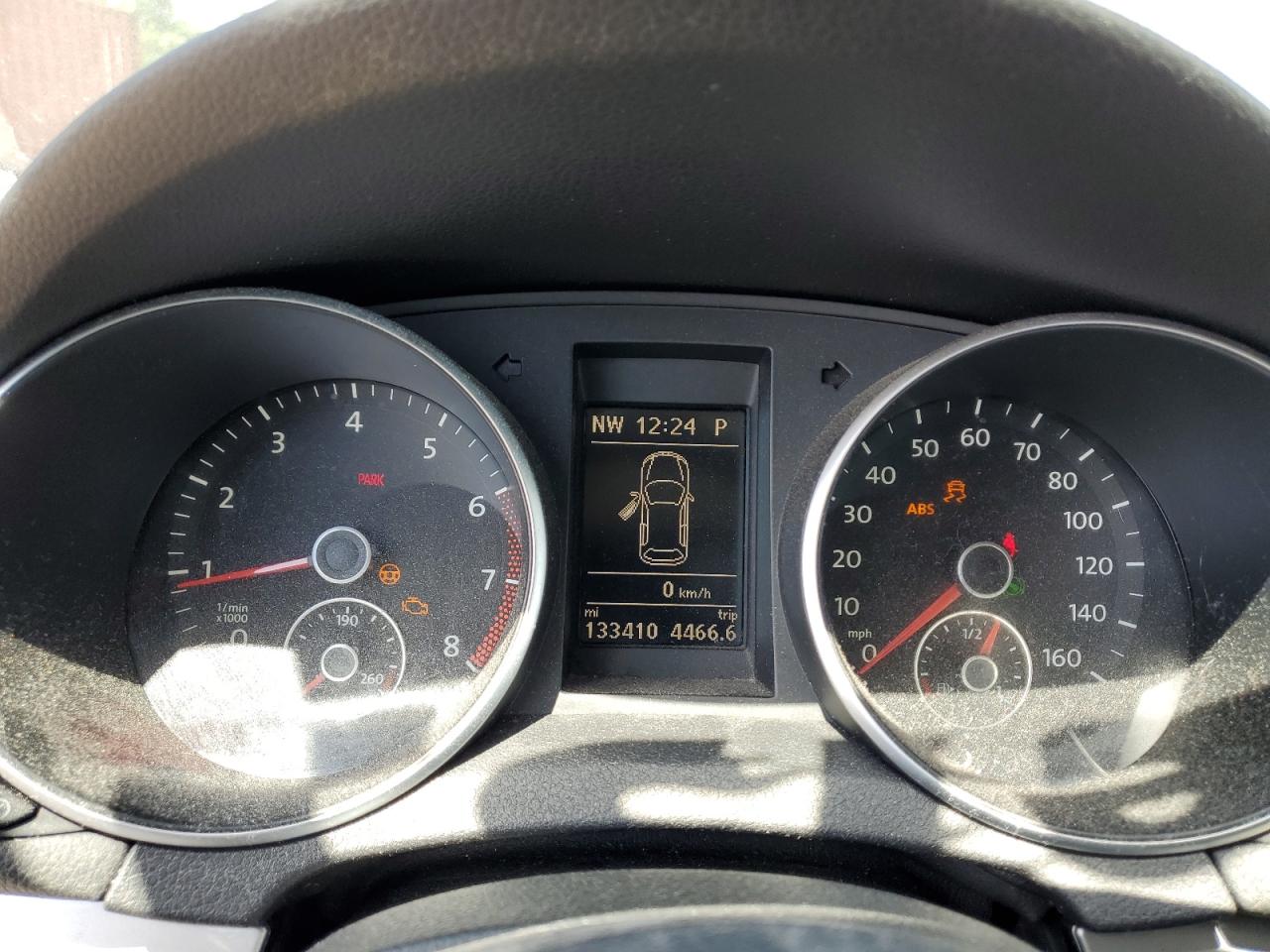 2013 Volkswagen Golf VIN: WVWDB7AJ0DW043588 Lot: 68170395