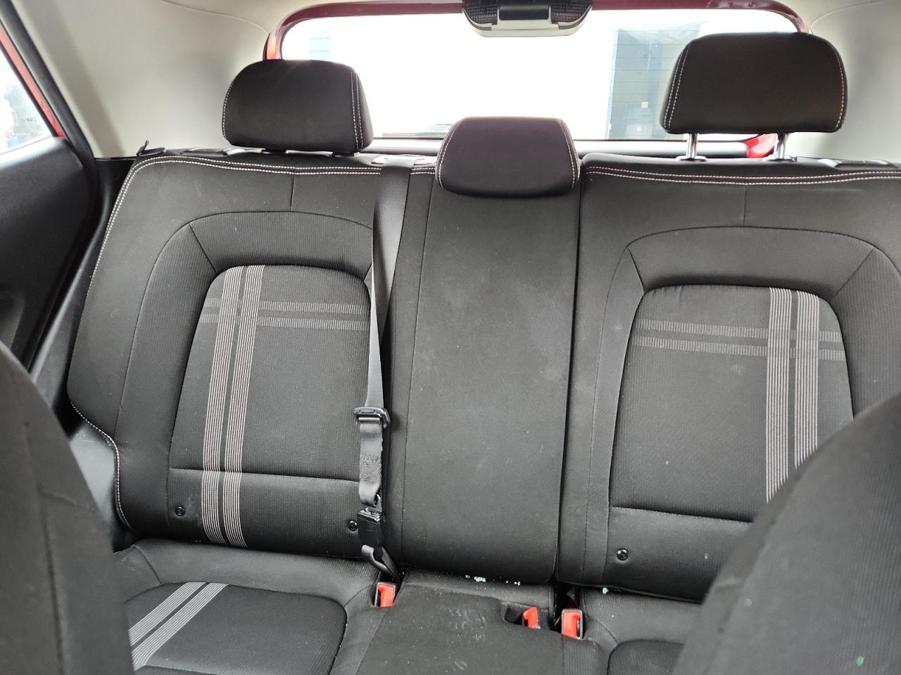 2022 Hyundai Venue Sel VIN: KMHRC8A34NU161078 Lot: 70481165