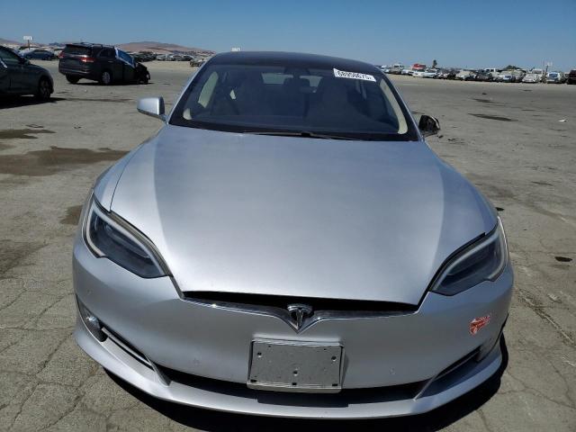  TESLA MODEL S 2018 Srebrny