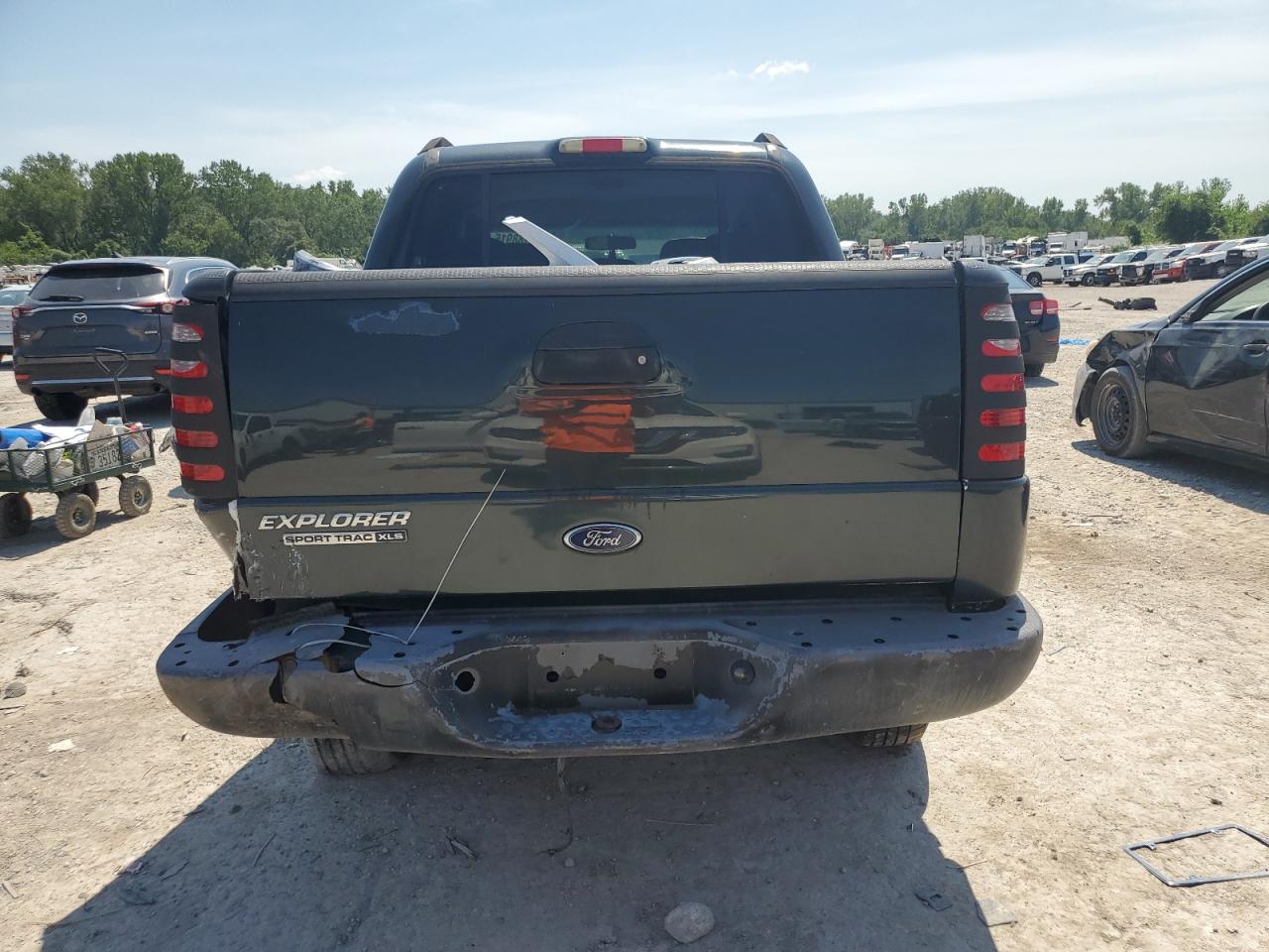 2004 Ford Explorer Sport Trac VIN: 1FMZU67K44UA39478 Lot: 68188915