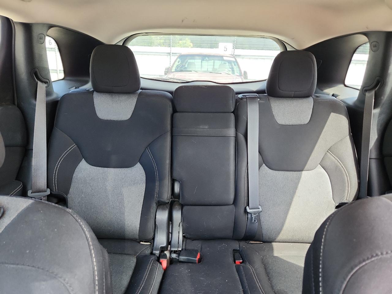 2014 Jeep Cherokee Latitude VIN: 1C4PJLCB4EW323546 Lot: 68656835