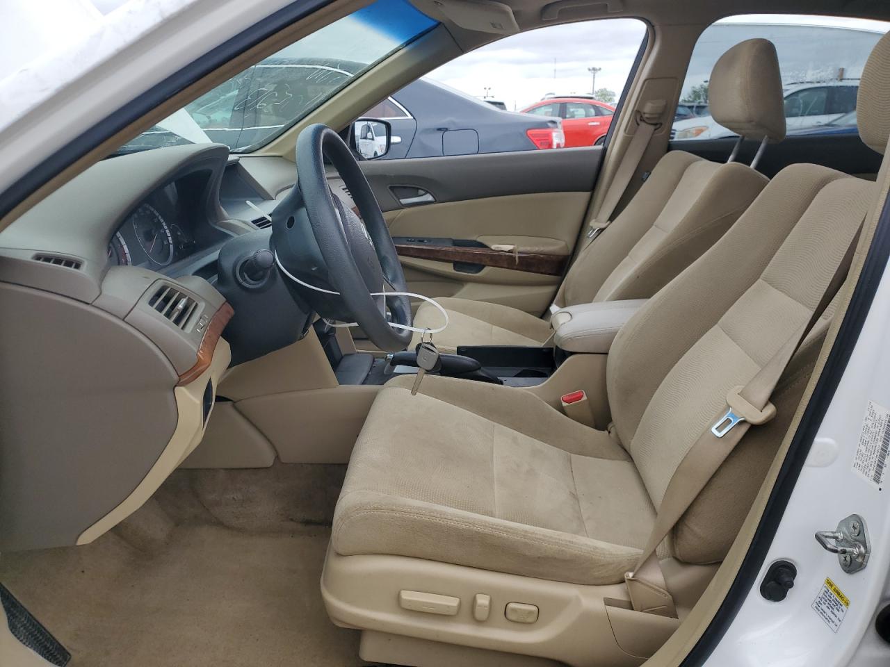 2009 Honda Accord Ex VIN: 1HGCP26719A105213 Lot: 69660555