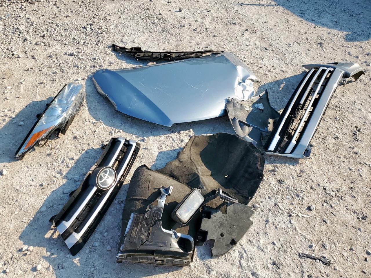 2017 Toyota Highlander Le VIN: 5TDBZRFH0HS406126 Lot: 70126595