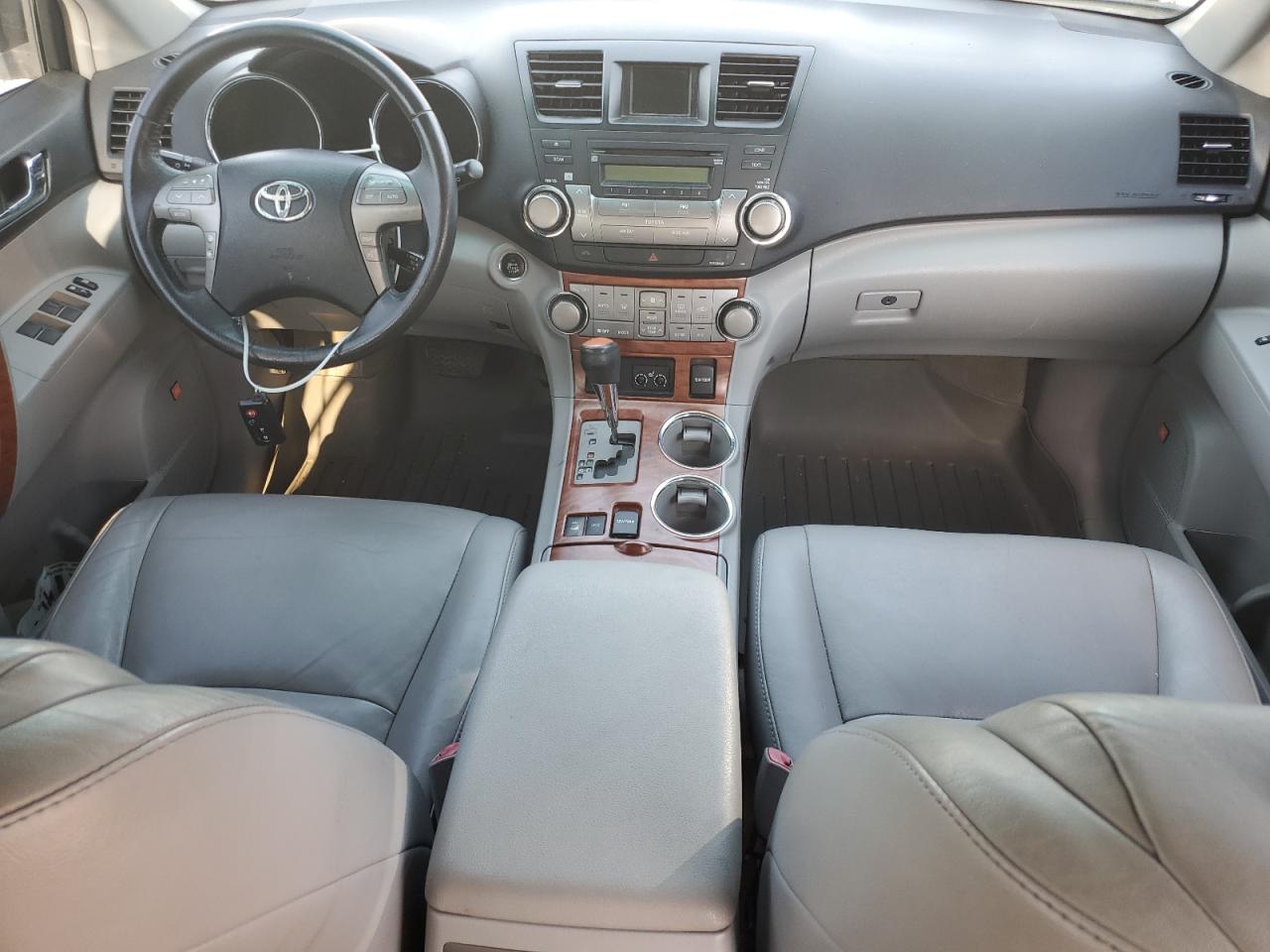 2010 Toyota Highlander Limited VIN: 5TDDK3EH8AS029997 Lot: 69523855