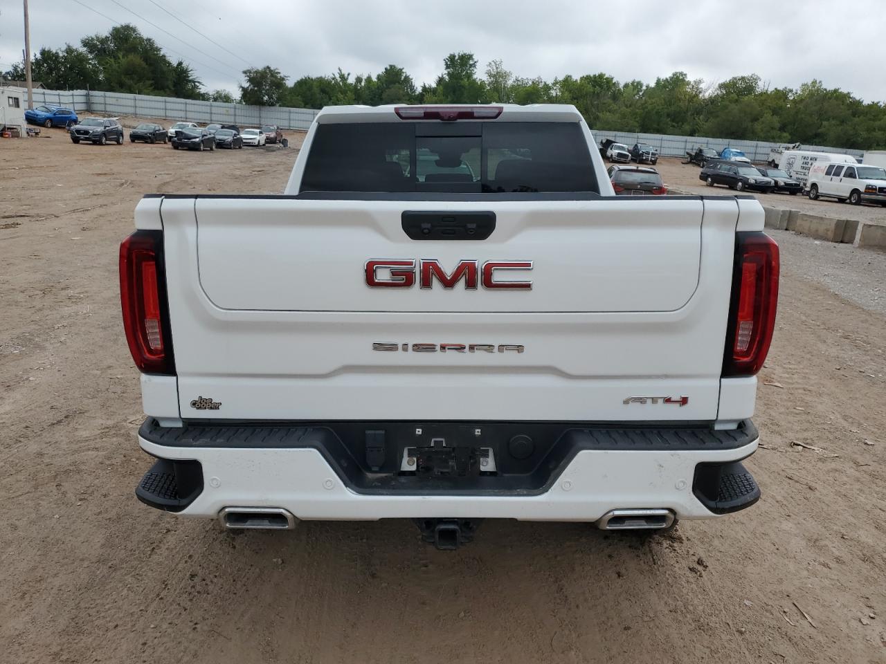 2023 GMC Sierra K1500 At4 VIN: 1GTUUEE82PZ136928 Lot: 70706695