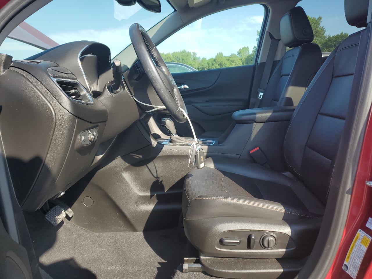 2021 Chevrolet Equinox Premier VIN: 2GNAXXEV2M6120089 Lot: 69427325