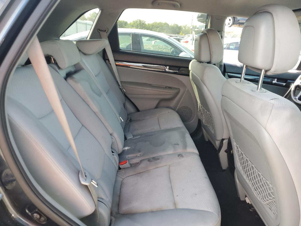 2012 Kia Sorento Base VIN: 5XYKTCA65CG243788 Lot: 70945245