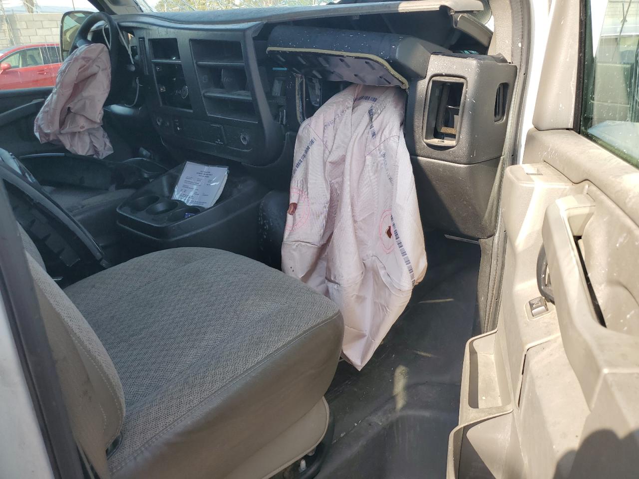 2017 GMC Savana G2500 VIN: 1GTW7AFFXH1911434 Lot: 69672925