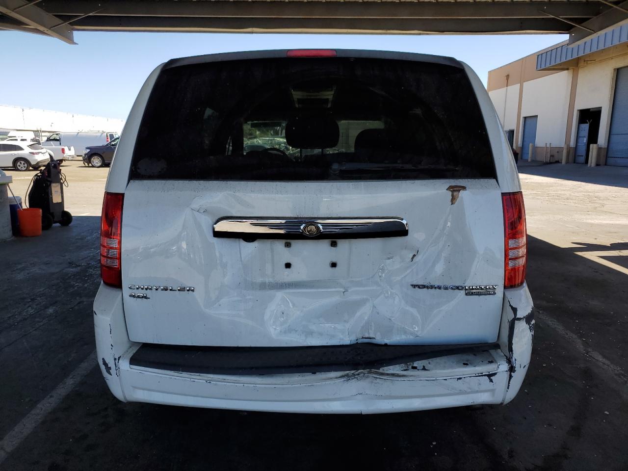 2010 Chrysler Town & Country Touring VIN: 2A4RR5DX4AR338164 Lot: 68040925