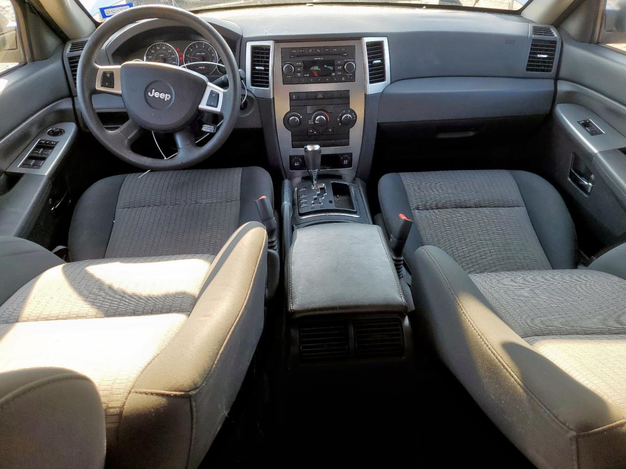 2010 Jeep Grand Cherokee Laredo VIN: 1J4PS4GK1AC117782 Lot: 67278605