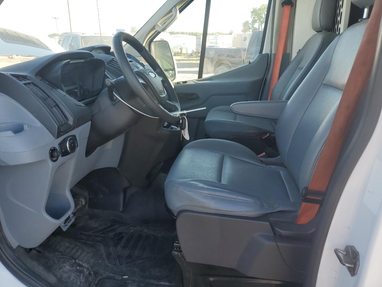 2019 Ford Transit T-150 VIN: 1FTYE2CM8KKB09554 Lot: 70433365