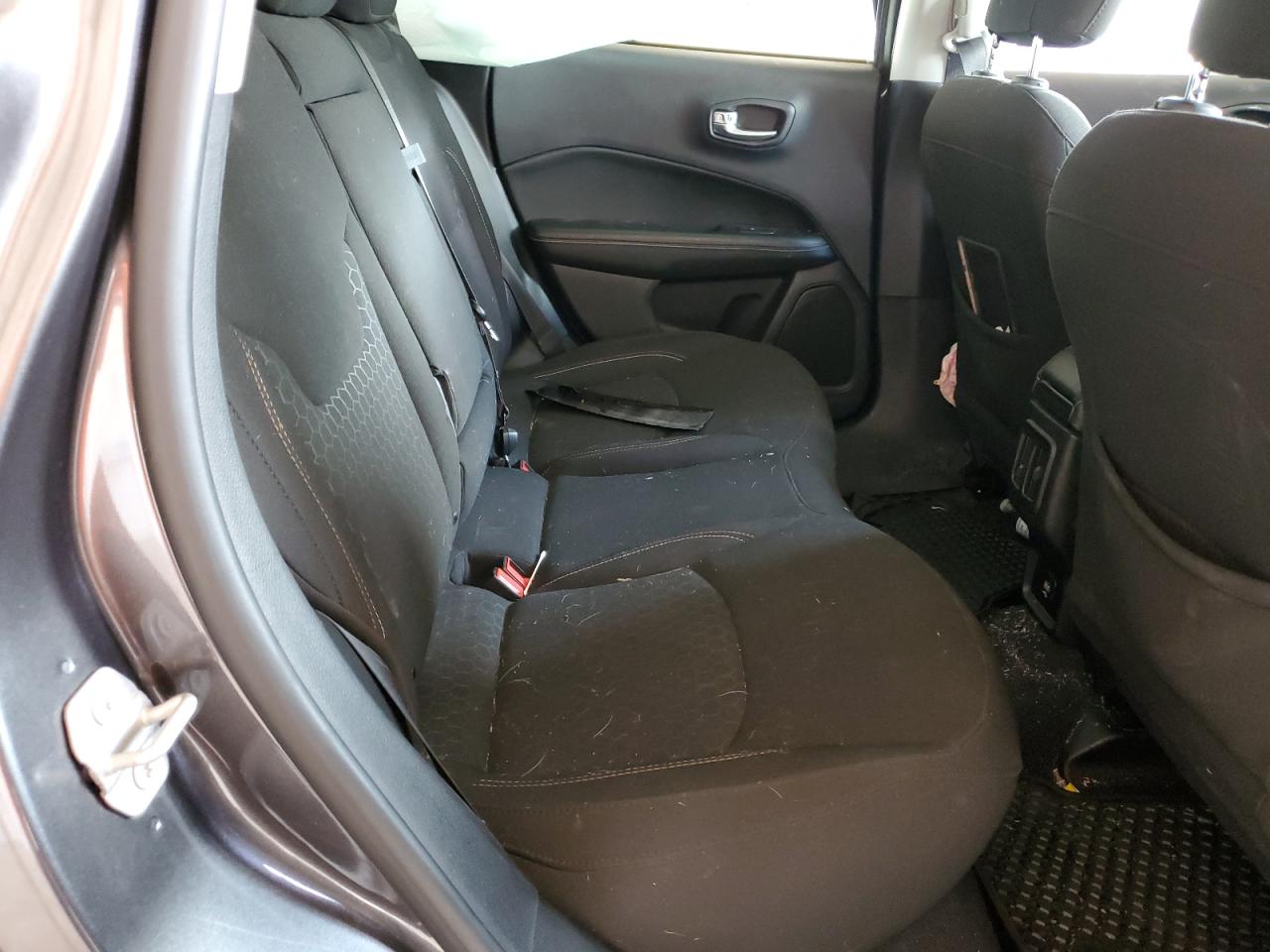 2020 Jeep Compass Sport VIN: 3C4NJDAB9LT251844 Lot: 67719145