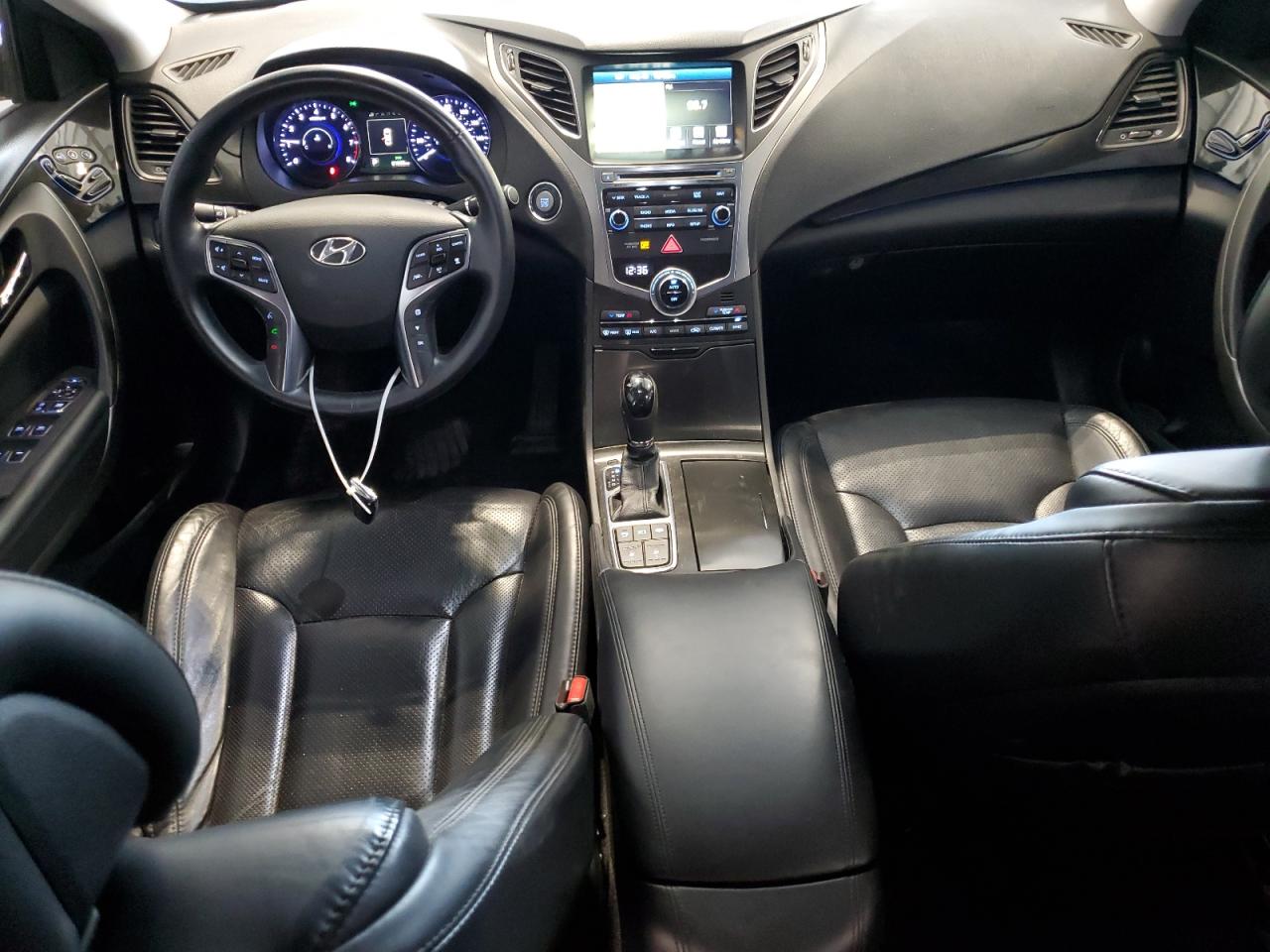 2016 Hyundai Azera Limited VIN: KMHFH4JG2GA550354 Lot: 69770345