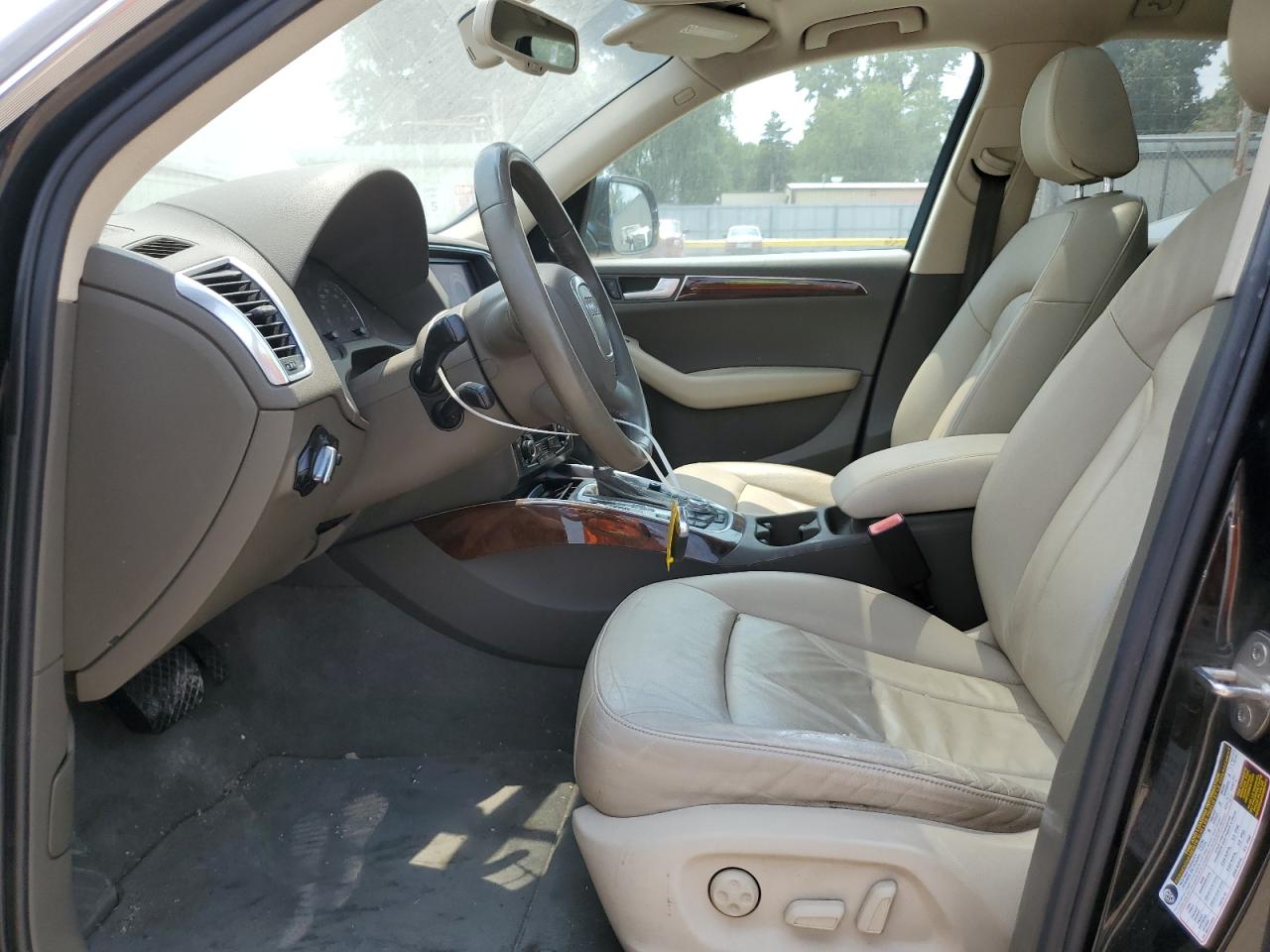 2010 Audi Q5 Premium Plus VIN: WA1LKAFP2AA045996 Lot: 67165395