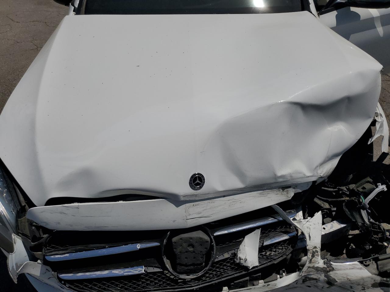 2018 Mercedes-Benz C 300 VIN: 55SWF4JB2JU276259 Lot: 69041435