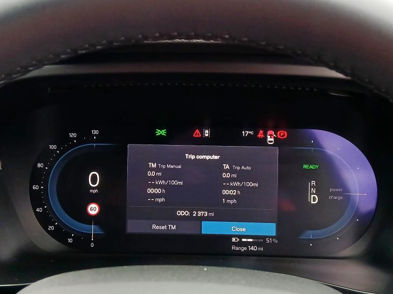 2024 VOLVO EX40 175KW SINGLE MOTOR PLUS 69KWH 5DR AUTO