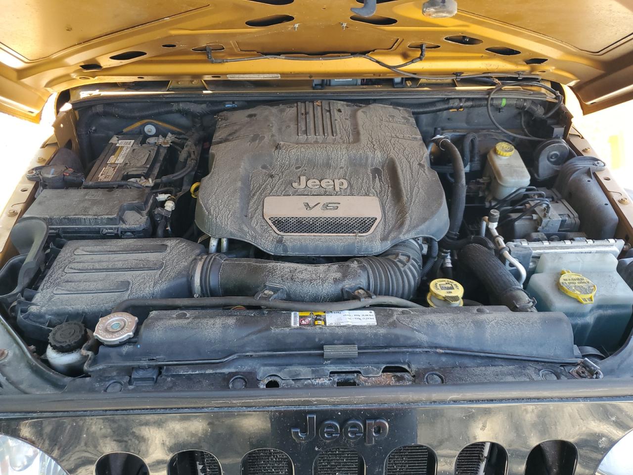 2014 Jeep Wrangler Unlimited Sport VIN: 1C4BJWDG6EL268251 Lot: 69116465