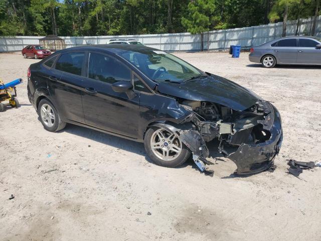  FORD FIESTA 2018 Черный