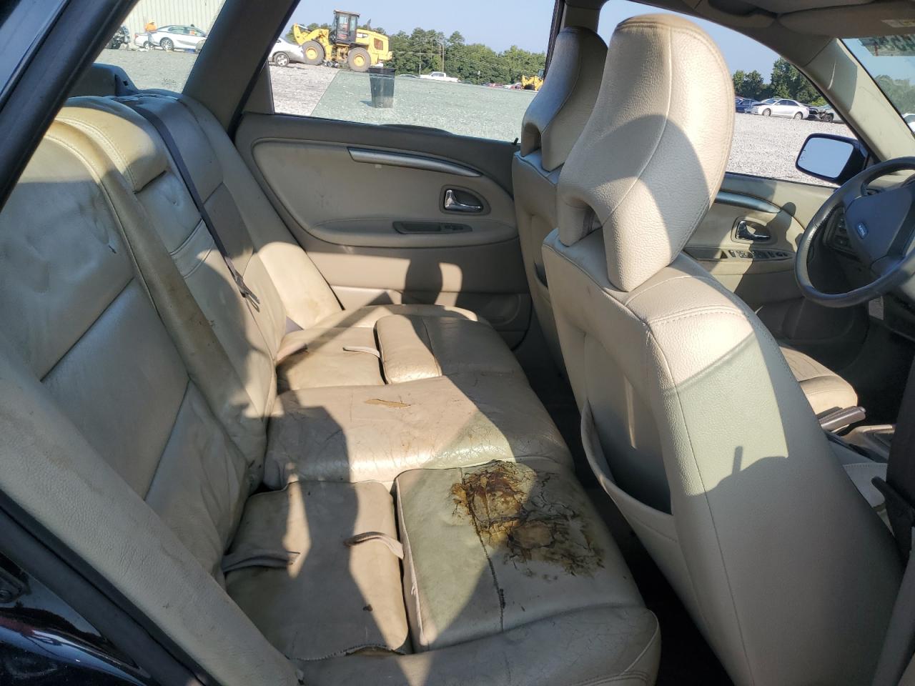 2004 Volvo V40 1.9T VIN: YV1VW27544F033744 Lot: 69582455